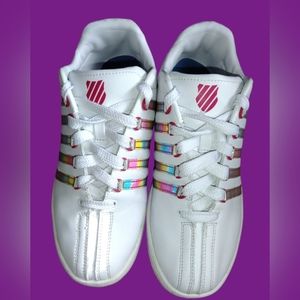 New WOMEN'S K-SWISS COURT PRO II CMF SHOES SIZE 6.5  RAINBOW STRIPES